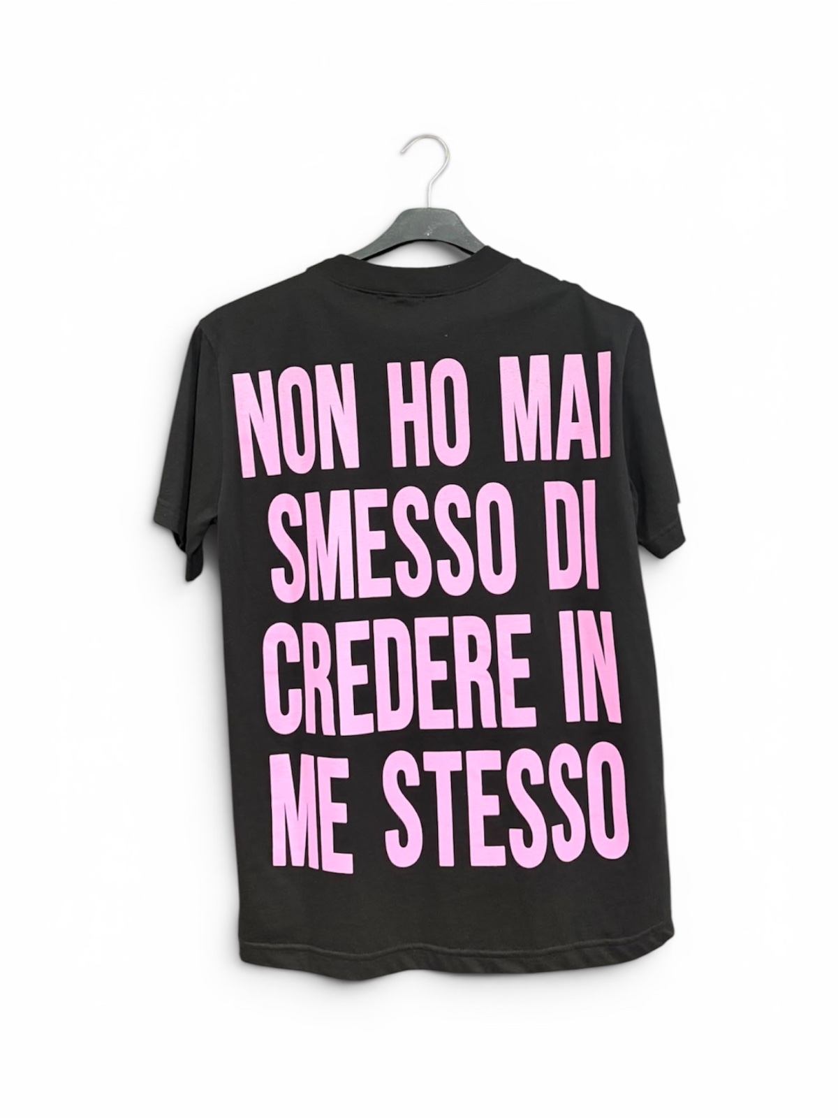 T-shirt “non ho mai smesso di credere in me stesso”