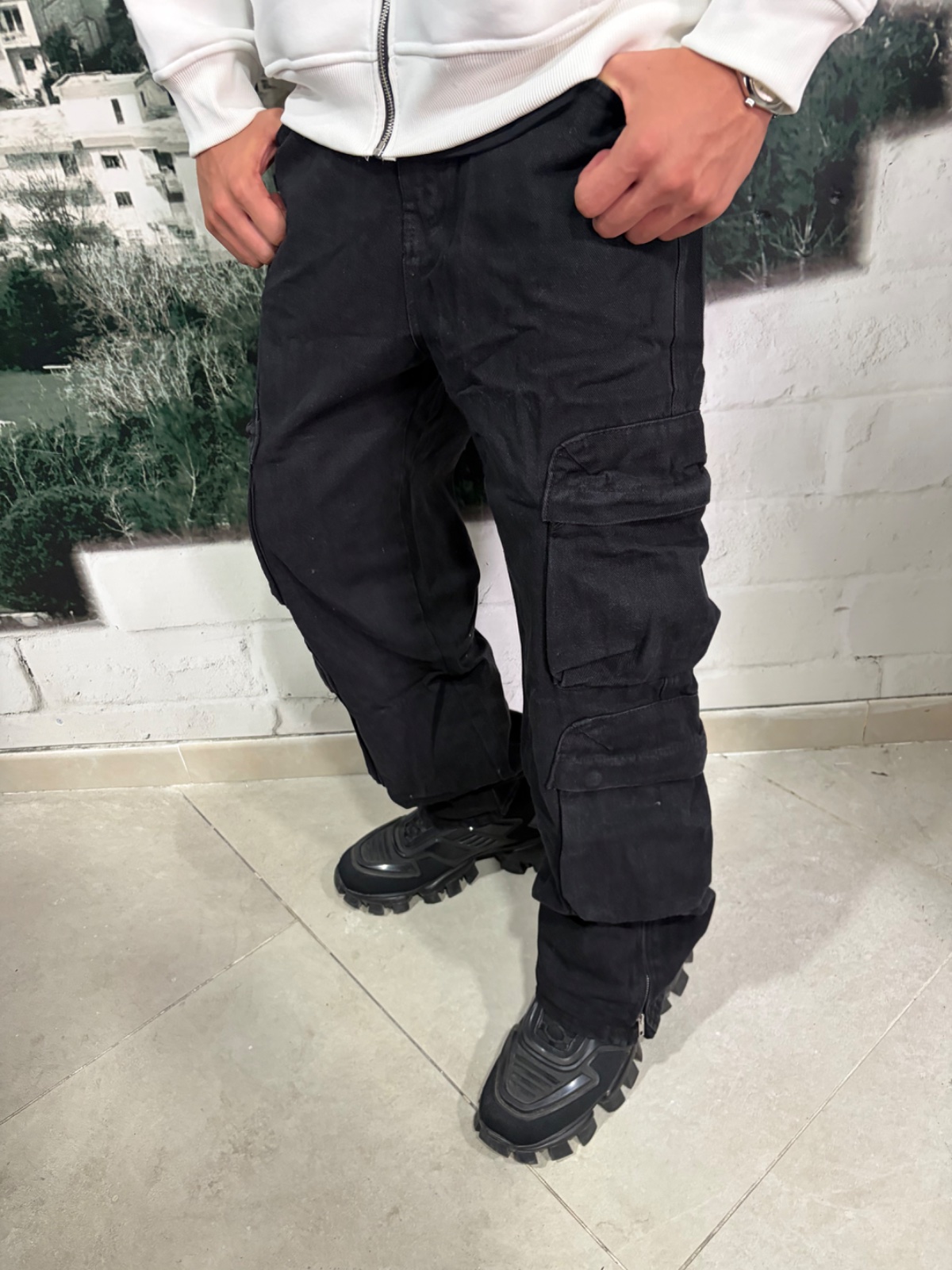 baggy cargo balck